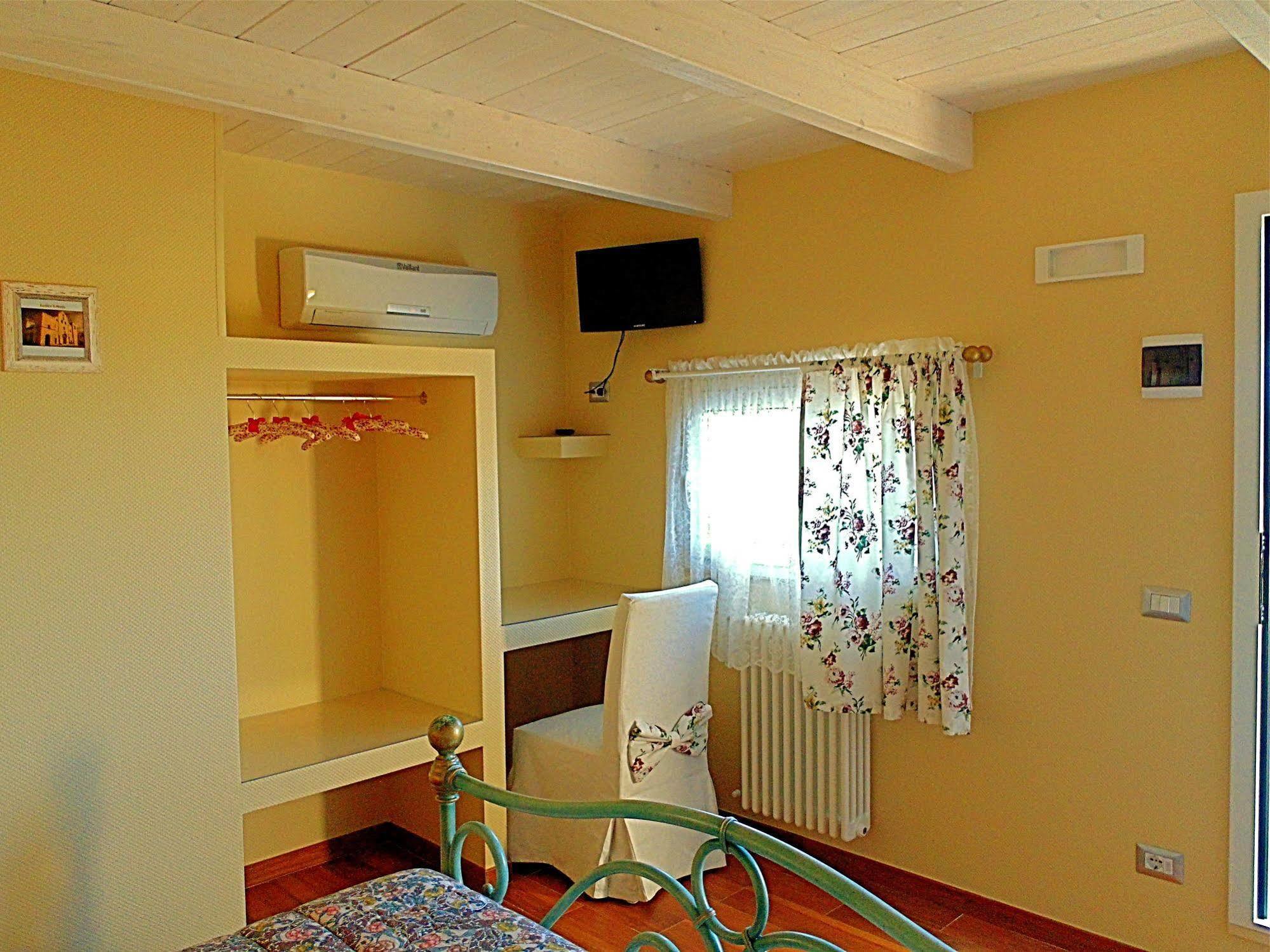 Bed & Breakfast La Casa (adults Only) Bari